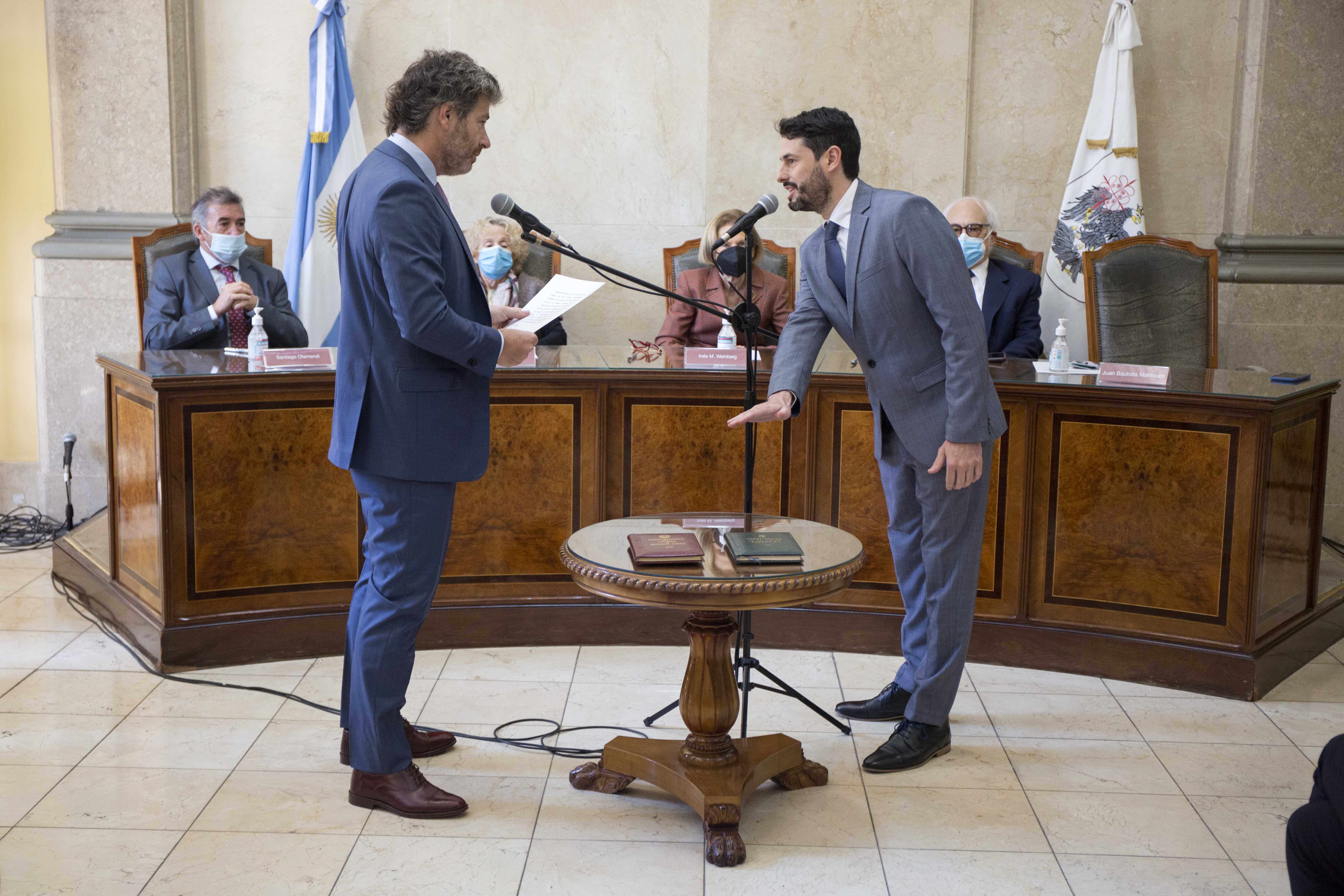 Juramento del doctor Gerardo Román Battiato