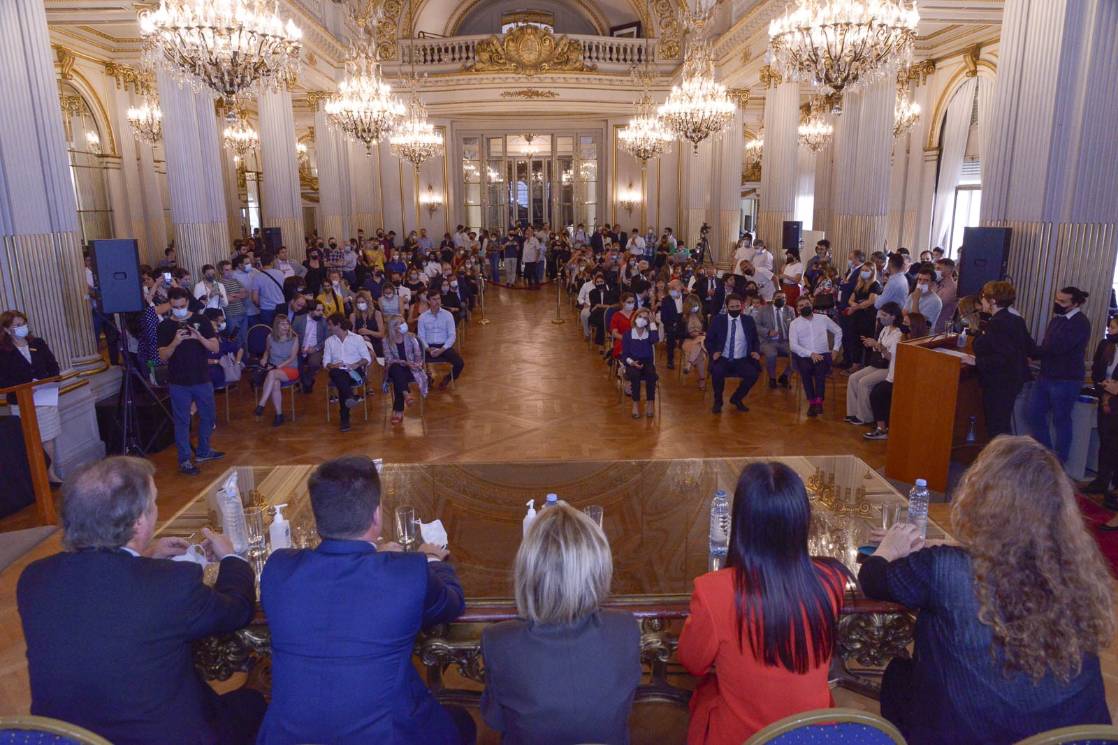 Diputados/as electos/as en el Salón Dorado de la Legislatura (Foto: gentileza Legislatura)