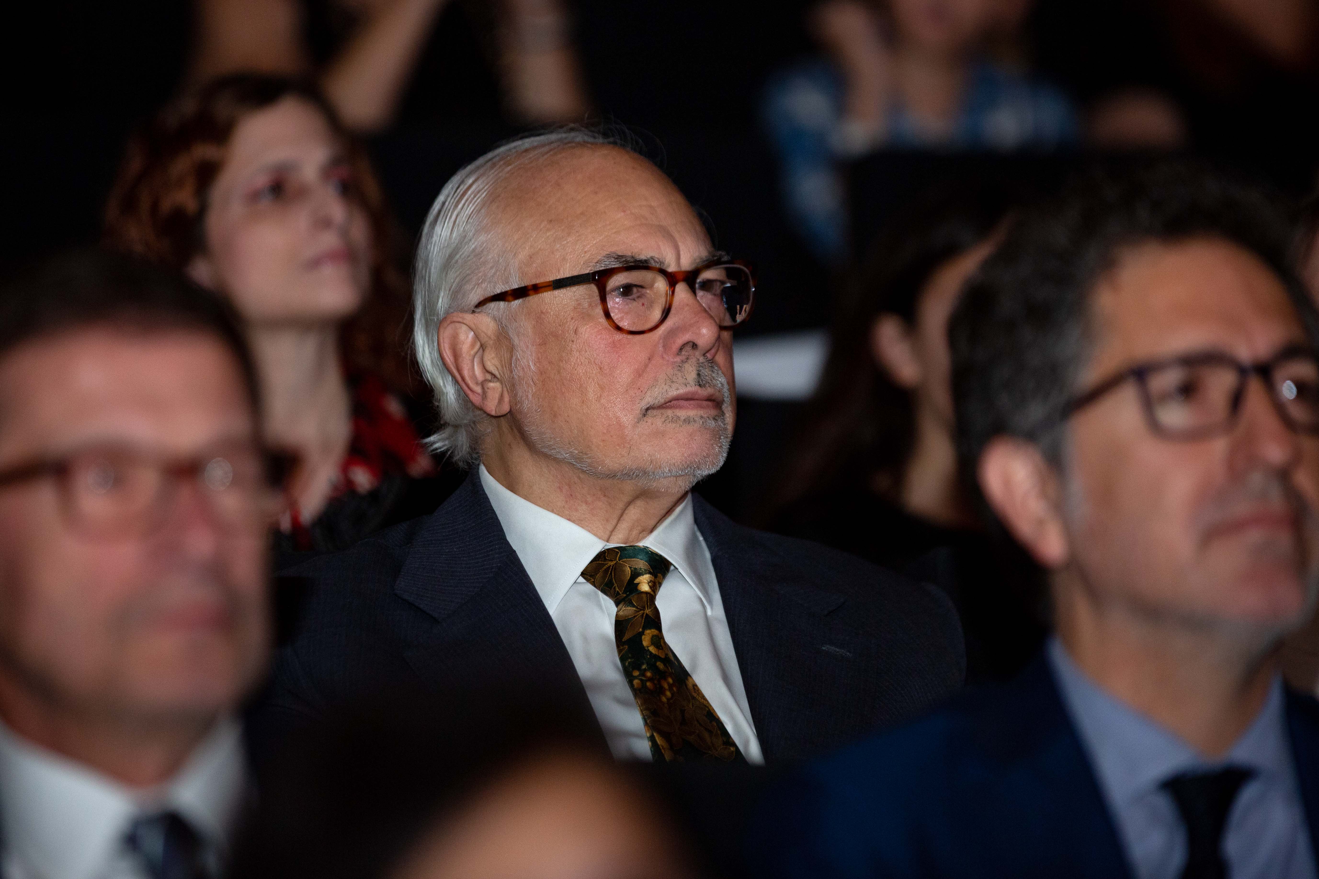 El juez Luis F. Lozano en el acto central por Iom Hashoá veHagvurá