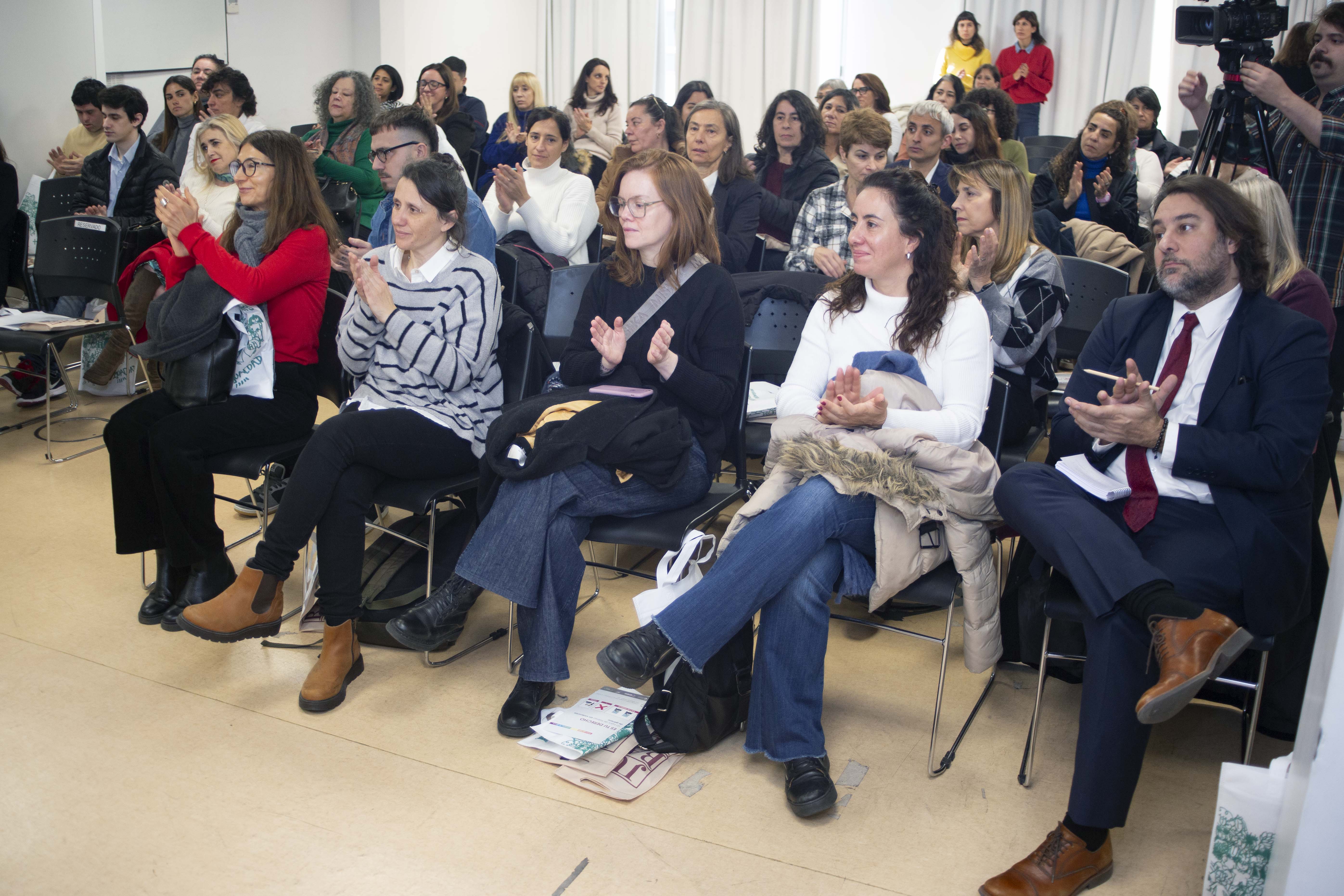 Auditorio en el acto de lanzamiento de la campaña "Entornos laborales libres de violencias de género y acoso"