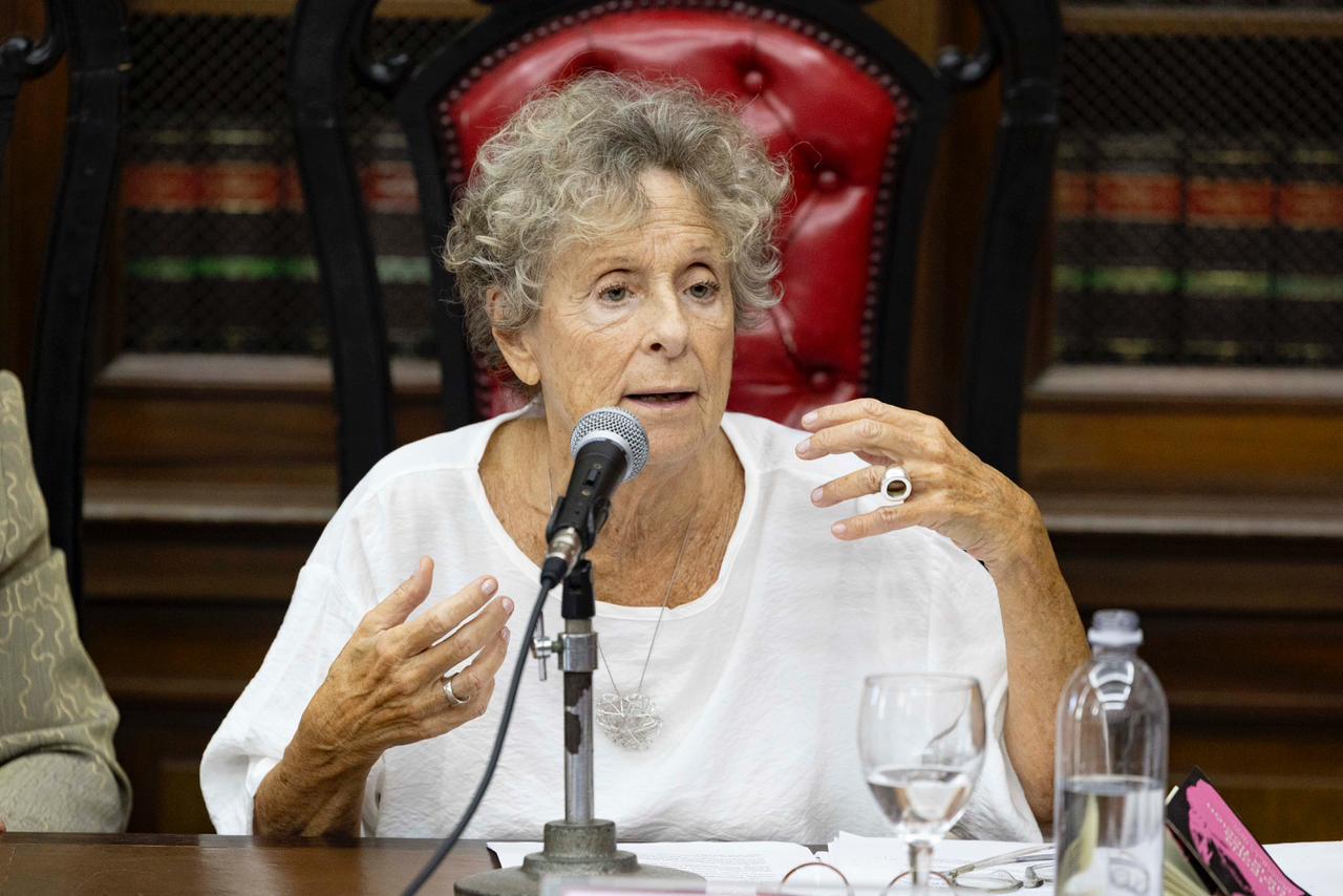 La Vicepresidenta del TSJ y coordinadora de la Oficina de Género, Alicia Ruiz, en el panel de cierre de la jornada “Mujeres, Justicia y Autonomía”.